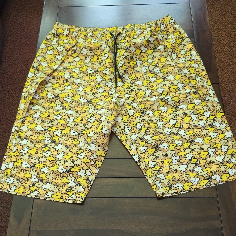 Converse x Peanuts Yellow and Black Graphic Shorts